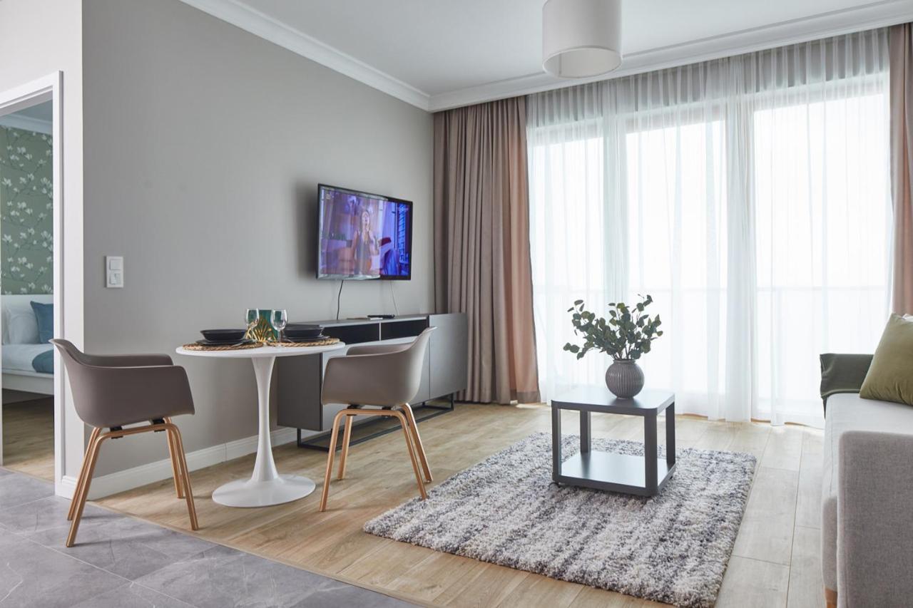 Metro Imielin Apartments Варшава Экстерьер фото