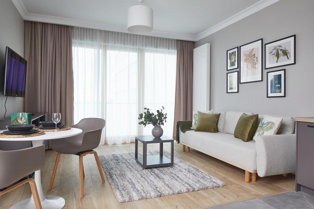 Metro Imielin Apartments Варшава Экстерьер фото