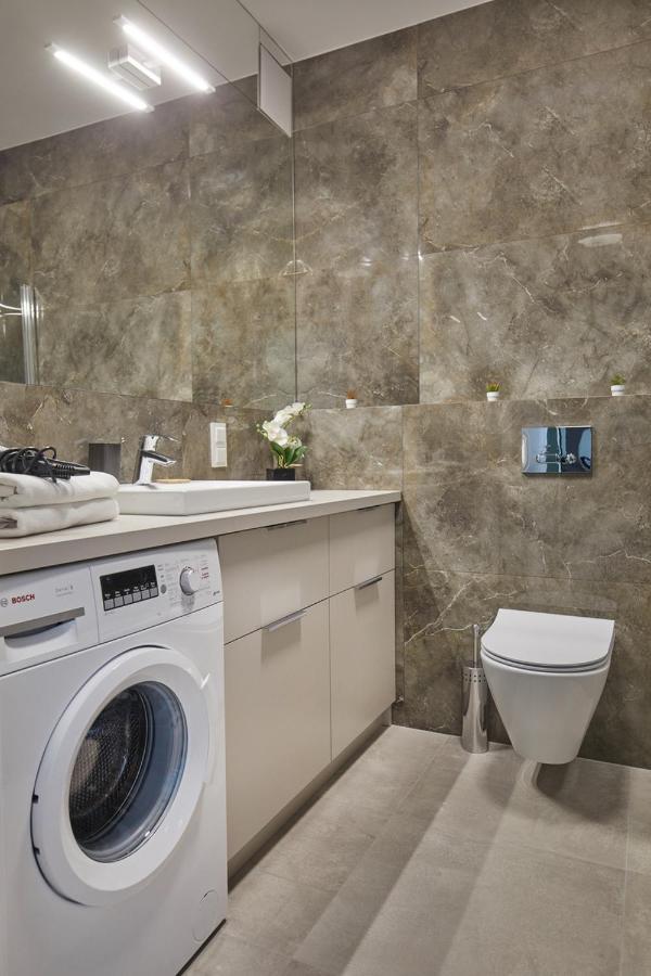 Metro Imielin Apartments Варшава Экстерьер фото