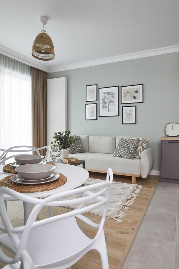 Metro Imielin Apartments Варшава Экстерьер фото