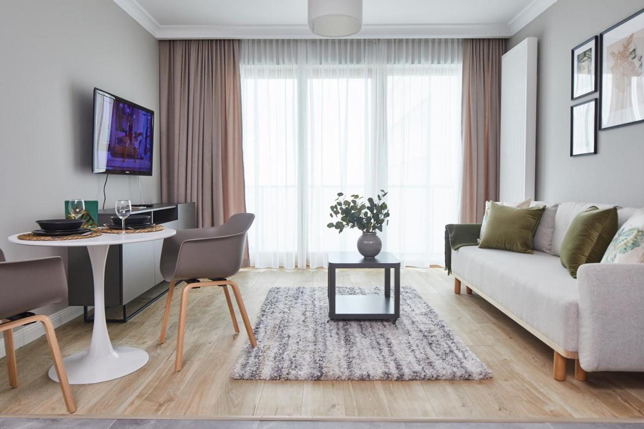 Metro Imielin Apartments Варшава Экстерьер фото
