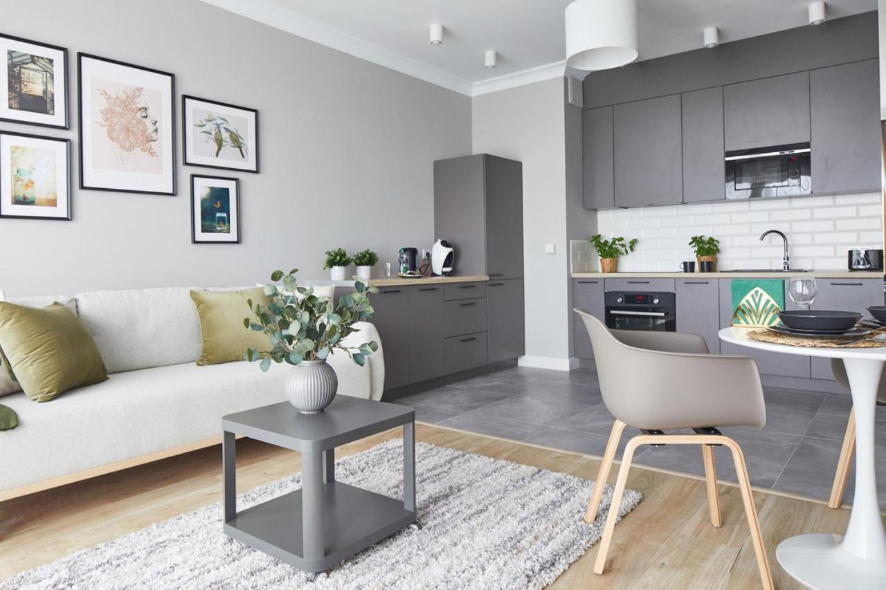 Metro Imielin Apartments Варшава Экстерьер фото