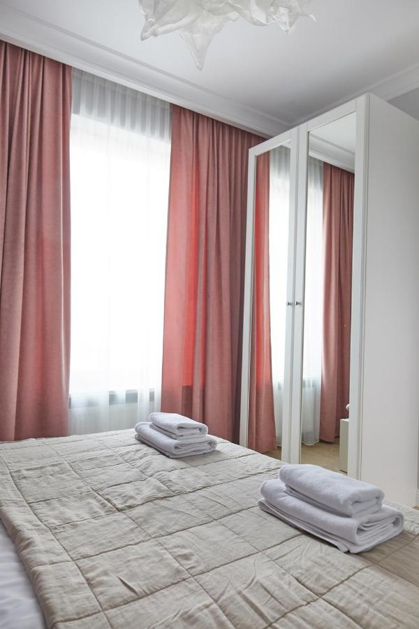 Metro Imielin Apartments Варшава Экстерьер фото